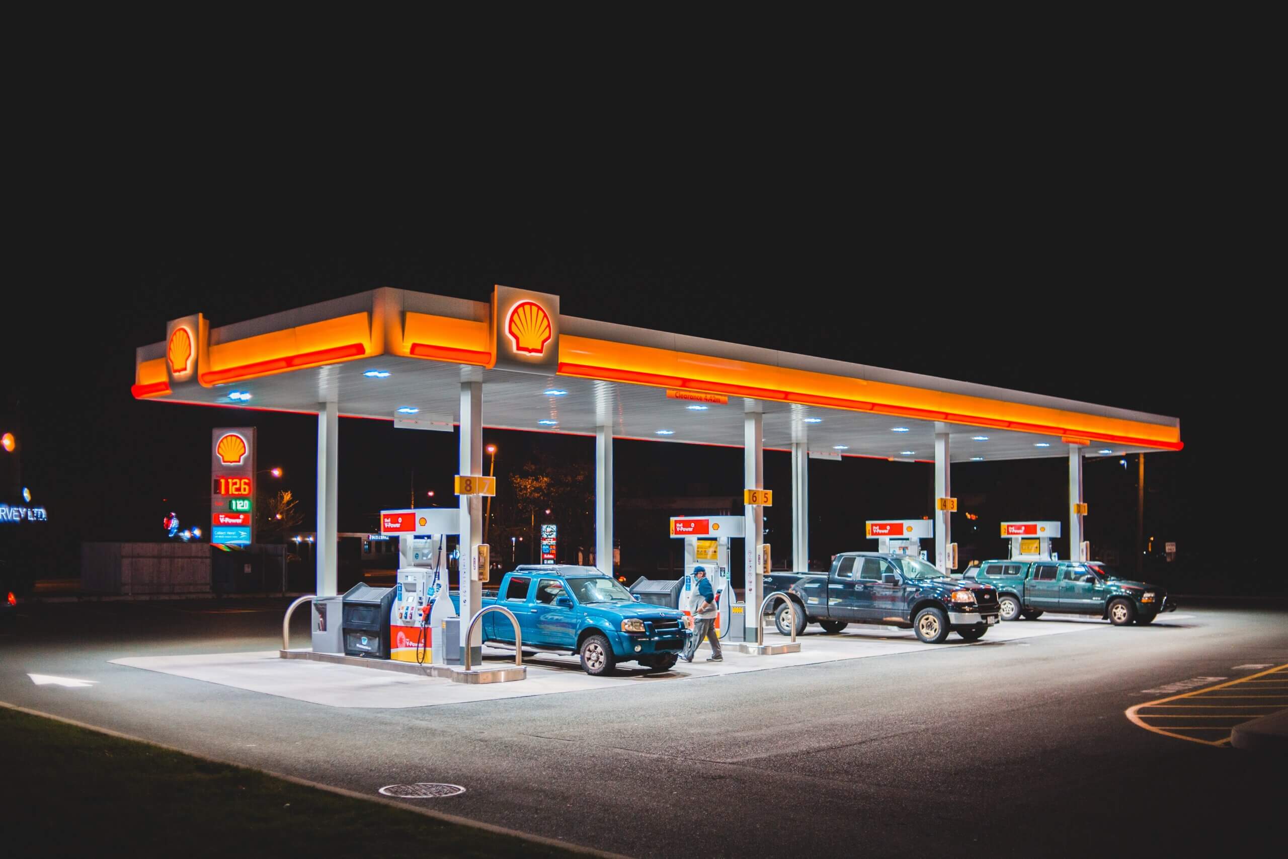 Reidellawfirm.com | Gas Station Buyers: Franchise or Independent? What to Know